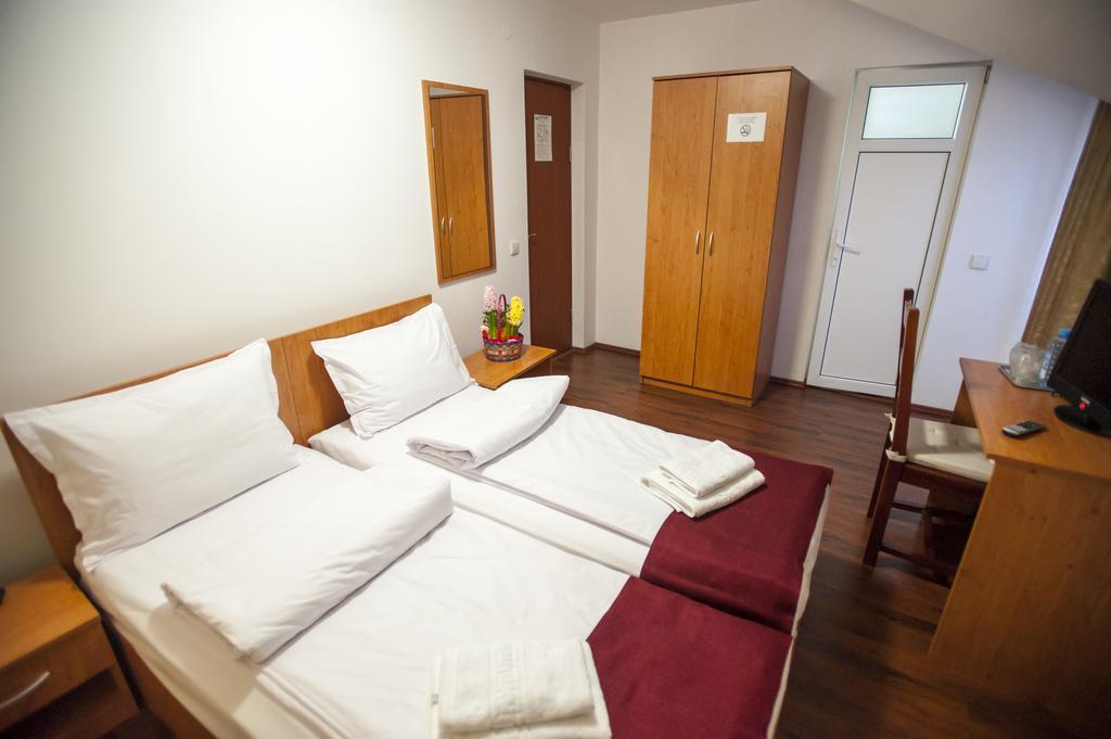 La Casa Nord Hotell Bukarest Exteriör bild