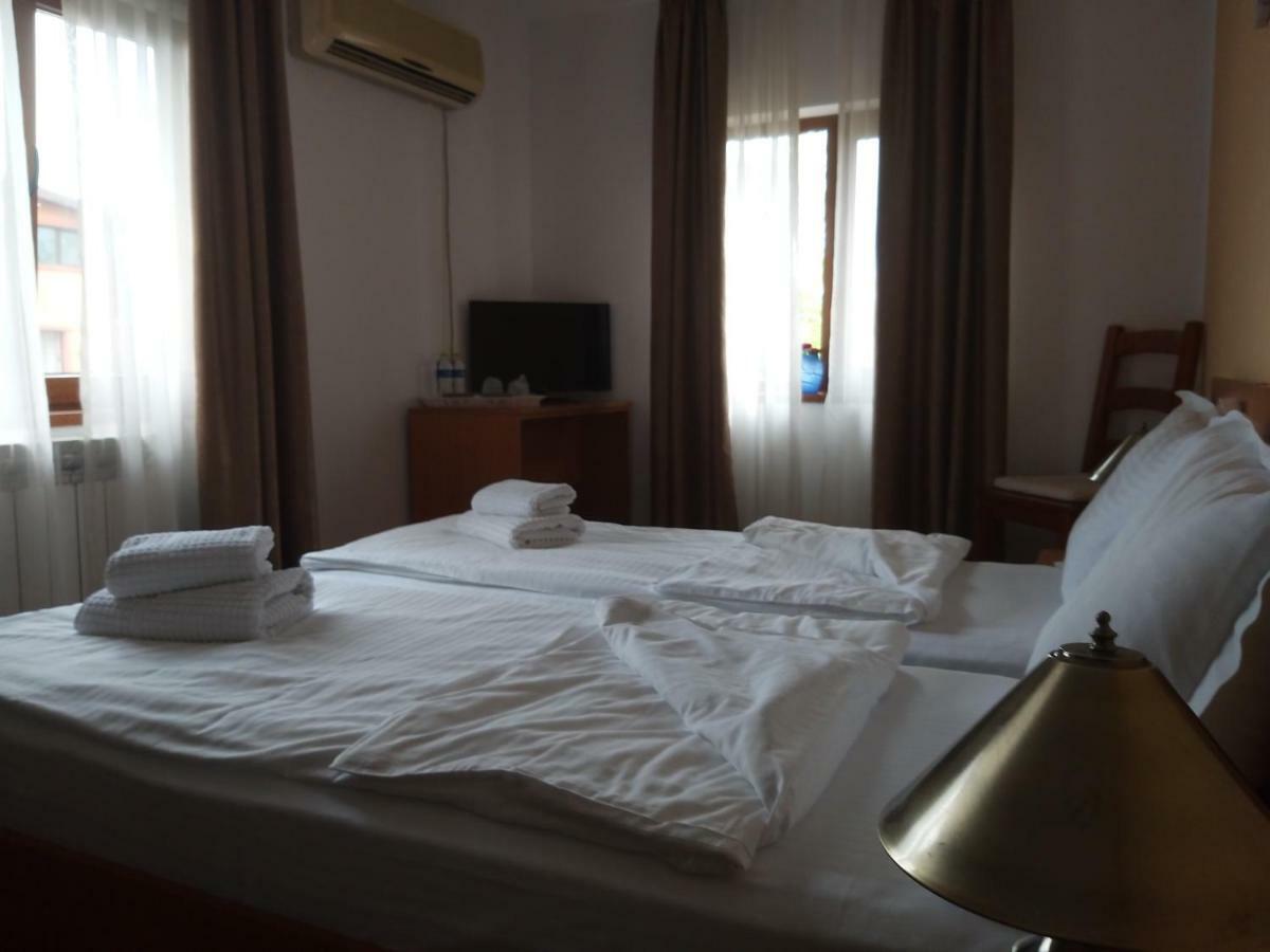 La Casa Nord Hotell Bukarest Exteriör bild
